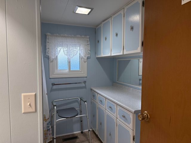 424 N Hodges Rd, Greenacres, WA 99016