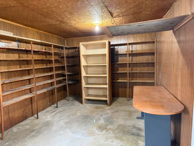 424 N Hodges Rd, Greenacres, WA 99016