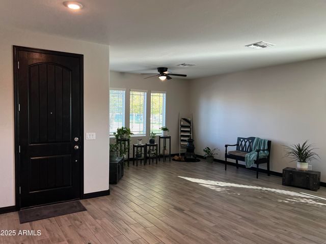 10605 W Catalina Drive, Avondale, AZ 85392