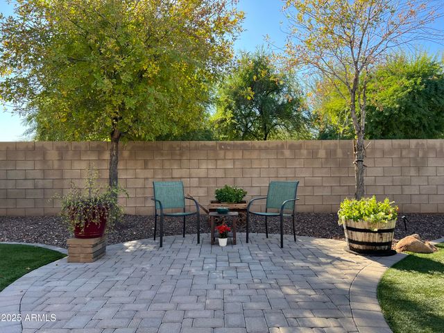 10605 W Catalina Drive, Avondale, AZ 85392