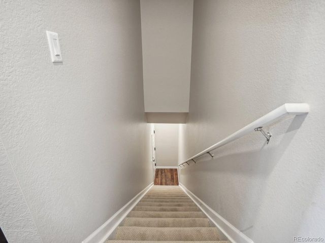 6153 N Ceylon St 10-207, Denver, CO 80249