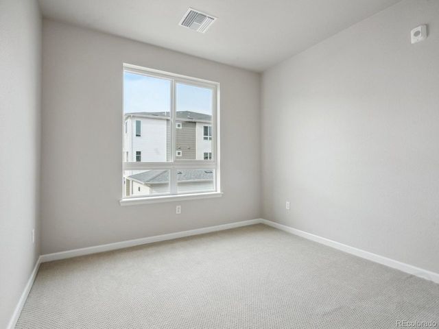 6153 N Ceylon St 10-207, Denver, CO 80249