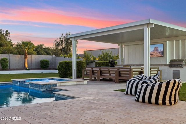 20717 E Pummelos Road, Queen Creek, AZ 85142