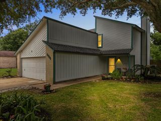 4514 Albatross Drive, Seabrook, TX 77586