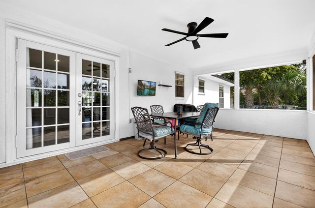 902 SW Dalton Avenue, Port St Lucie, FL 34953