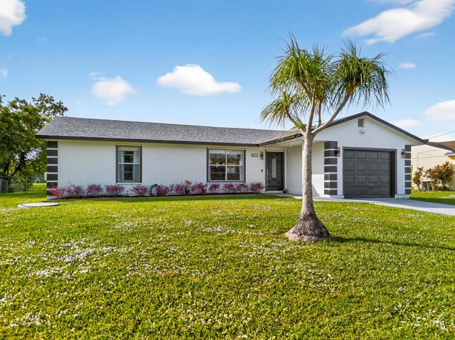 902 SW Dalton Avenue, Port St Lucie, FL 34953