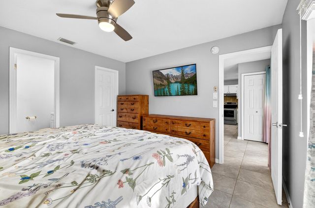 902 SW Dalton Avenue, Port St Lucie, FL 34953