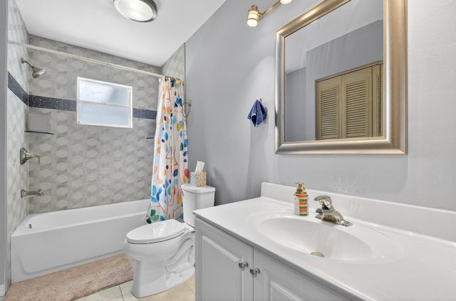 902 SW Dalton Avenue, Port St Lucie, FL 34953