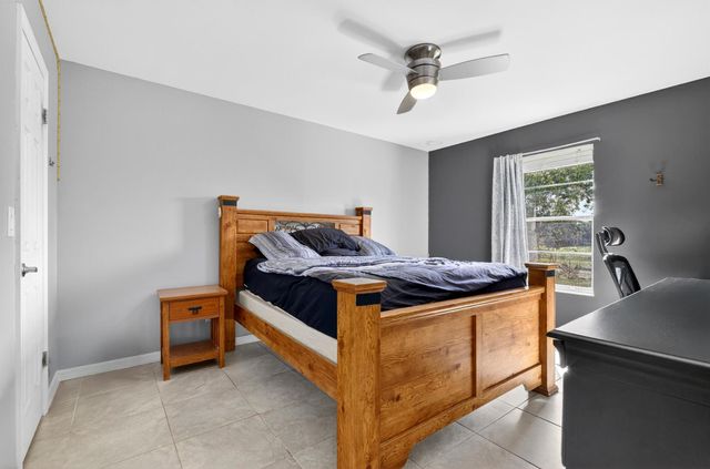 902 SW Dalton Avenue, Port St Lucie, FL 34953