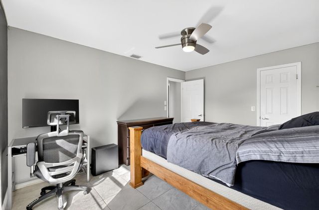 902 SW Dalton Avenue, Port St Lucie, FL 34953