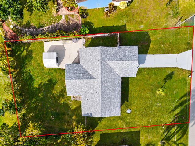 902 SW Dalton Avenue, Port St Lucie, FL 34953