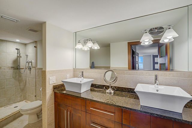 2295 S Ocean Boulevard 619, Palm Beach, FL 33480