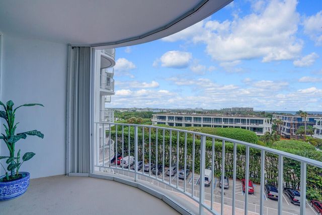 2295 S Ocean Boulevard 619, Palm Beach, FL 33480