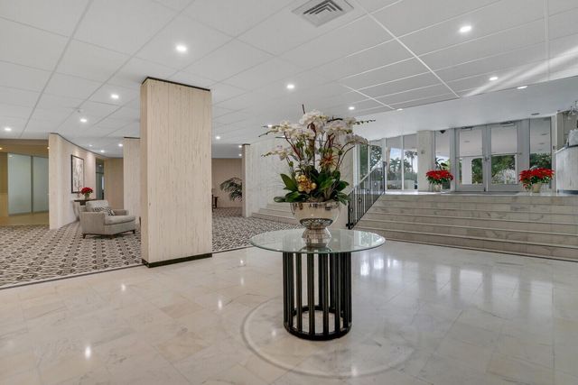 2295 S Ocean Boulevard 619, Palm Beach, FL 33480