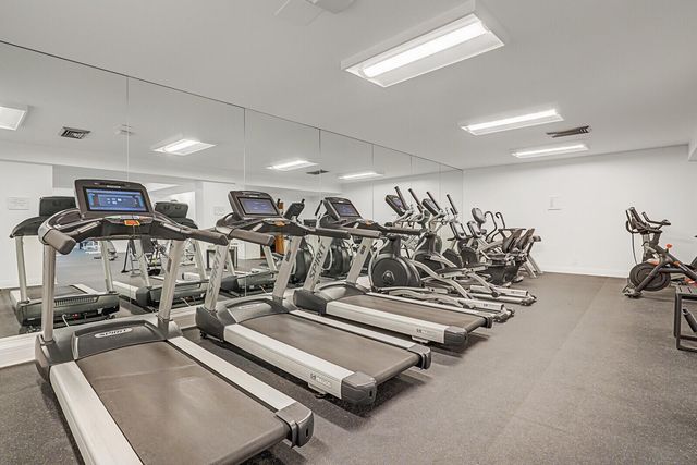 2295 S Ocean Boulevard 619, Palm Beach, FL 33480