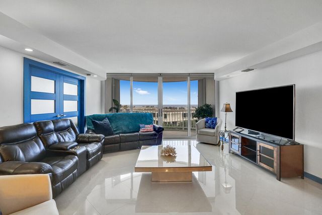 2295 S Ocean Boulevard 619, Palm Beach, FL 33480