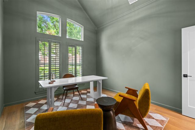 4736 Holly Tree Drive, Dallas, TX 75287
