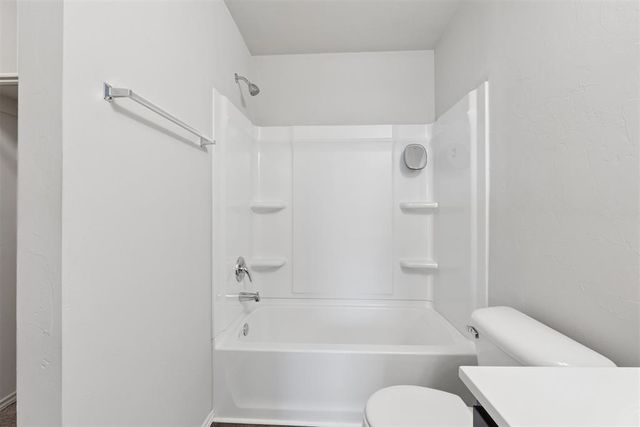 9517 NW 116th Court, Yukon, OK 73099