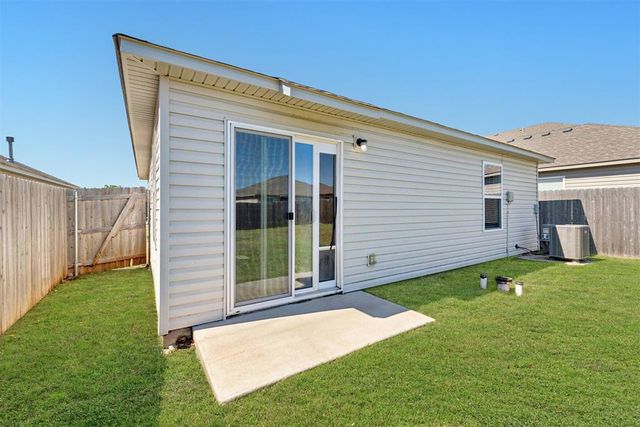 9517 NW 116th Court, Yukon, OK 73099