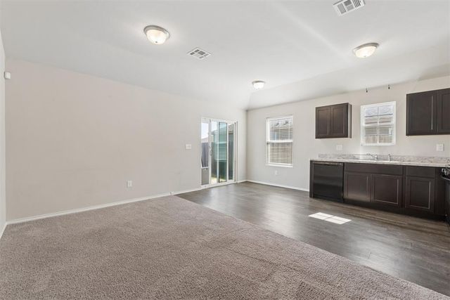 9517 NW 116th Court, Yukon, OK 73099