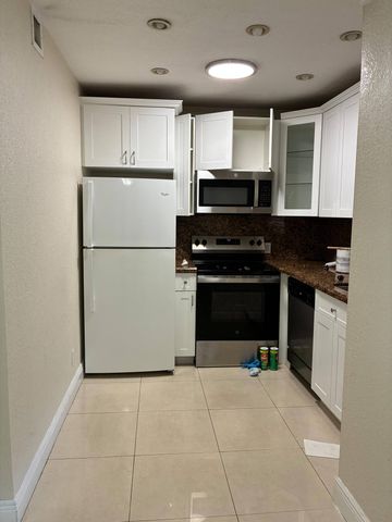 1300 Moffett Street 209, Hallandale Beach, FL 33009