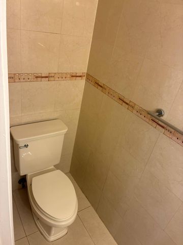 1300 Moffett Street 209, Hallandale Beach, FL 33009