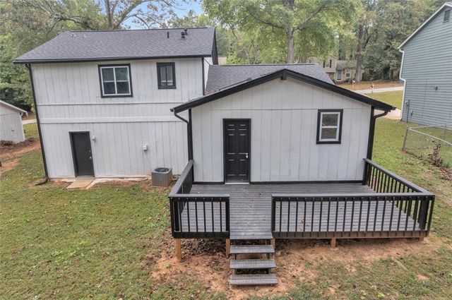 3959 WOOD PATH Drive, Stone Mountain, GA 30083