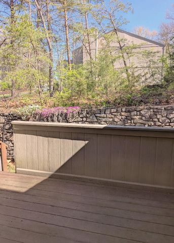 7230 Woods Crossing DR, Roanoke, VA 24018