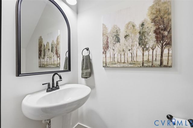 6801 Cove Creek Ter, Moseley, VA 23120