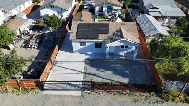 1081 W Rialto, San Bernardino, CA 92410