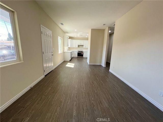 1081 W Rialto, San Bernardino, CA 92410
