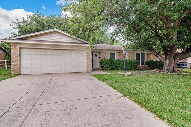 724 Sue Ann Lane, Burleson, TX 76028