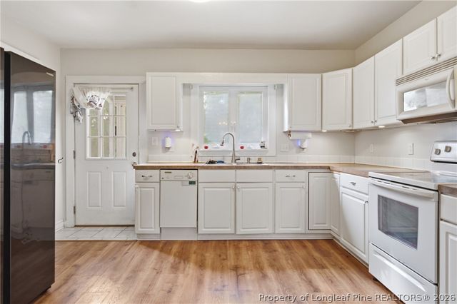 206 E 2nd Avenue, Red Springs, NC 28377