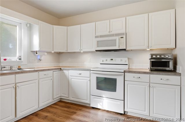 206 E 2nd Avenue, Red Springs, NC 28377