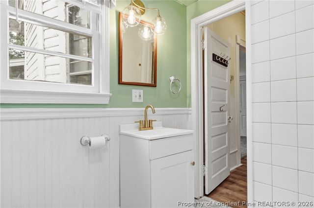 206 E 2nd Avenue, Red Springs, NC 28377