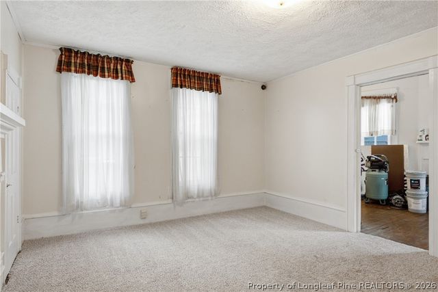 206 E 2nd Avenue, Red Springs, NC 28377