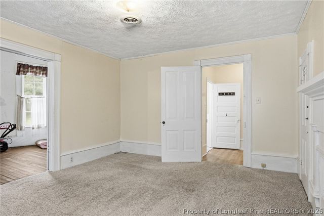 206 E 2nd Avenue, Red Springs, NC 28377