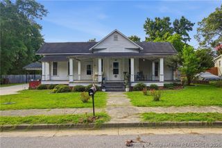 206 E 2nd Avenue, Red Springs, NC 28377