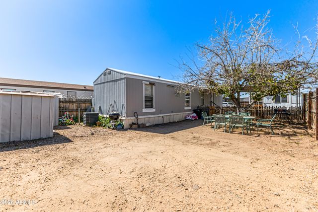 8427 W GLENDALE Avenue 15, Glendale, AZ 85305