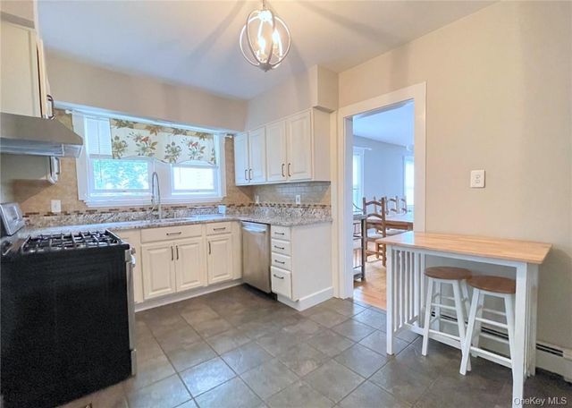 306 Soundview Avenue Right, Mamaroneck, NY 10543