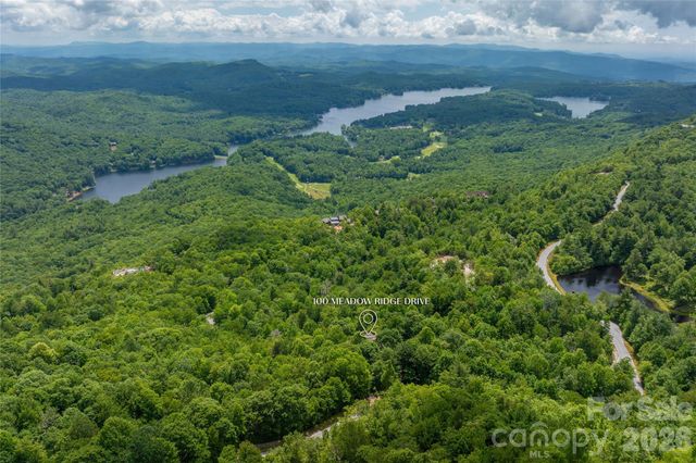 100 Meadow Ridge Drive, Lake Toxaway, NC 28747