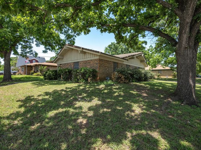 1904 Marlene Drive, Euless, TX 76040
