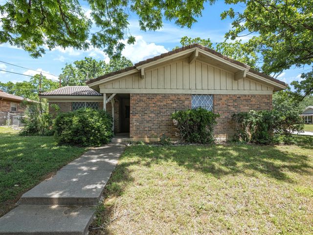 1904 Marlene Drive, Euless, TX 76040