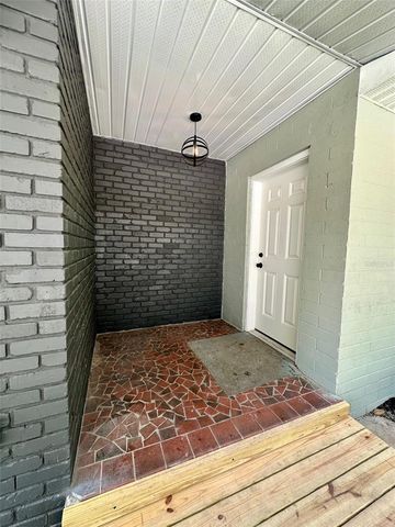 12104 NW US HIGHWAY 441, Gainesville, FL 32653