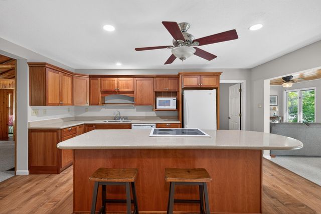830 Chimney Rock, Harrodsburg, KY 40330