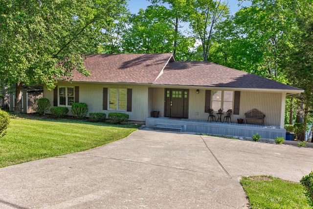 830 Chimney Rock, Harrodsburg, KY 40330
