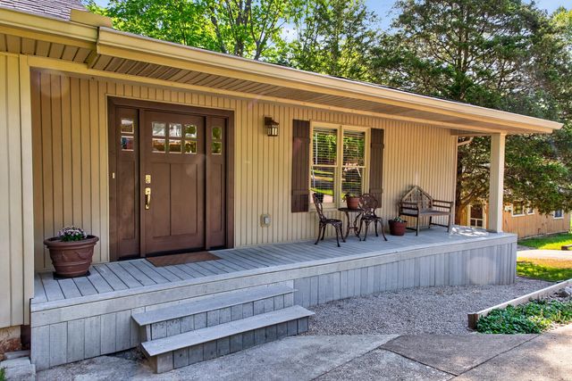 830 Chimney Rock, Harrodsburg, KY 40330