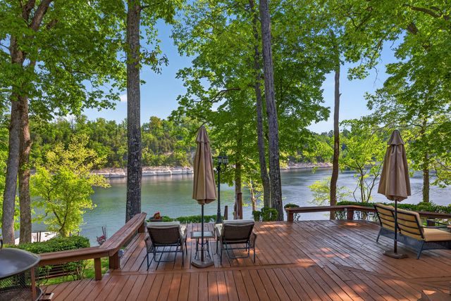 830 Chimney Rock, Harrodsburg, KY 40330