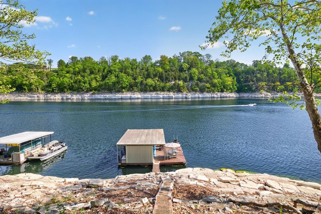 830 Chimney Rock, Harrodsburg, KY 40330