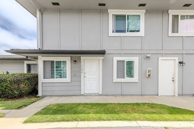 16684 Arbor 110C, Huntington Beach, CA 92647